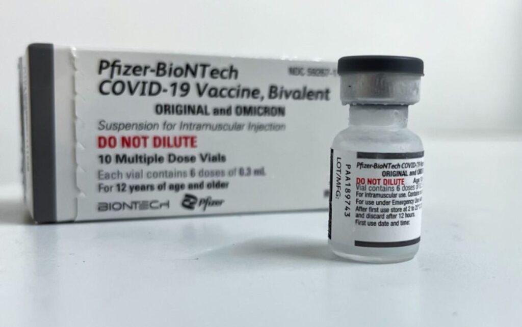 Vacinas de mRNA contra a Covid-19 podem ‘reprogramar’ o sistema imune e potencializar o tratamento do câncer
