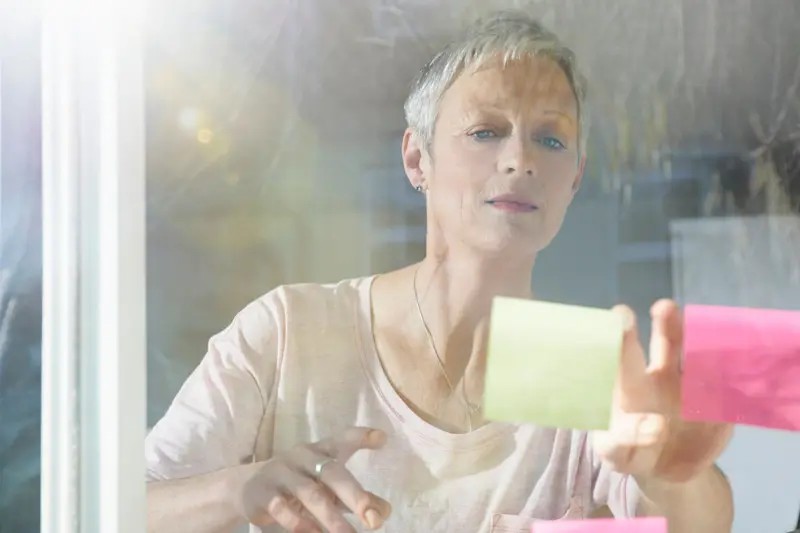 Como mulheres lidam com a menopausa e o perigo de mascarar sintomas